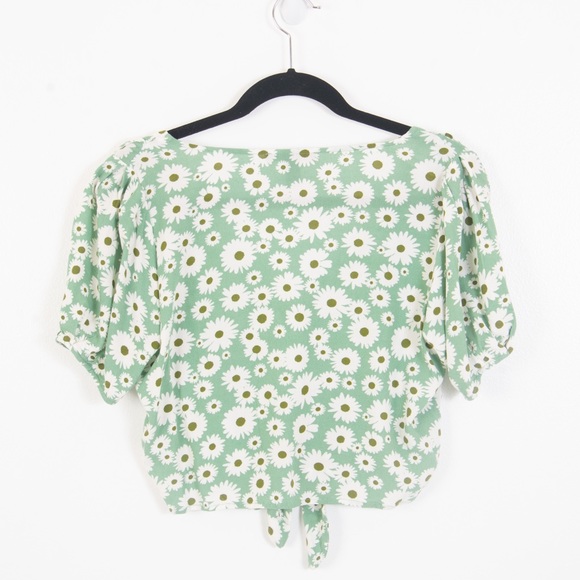 Forever 21 Green Daisy V-Neck Tie Blouse - Picture 8 of 12
